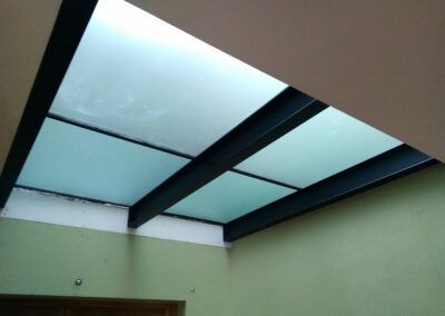 Vitrage décoratif dépoli – PRIMS Miroiterie Menuiserie Extérieure Béziers